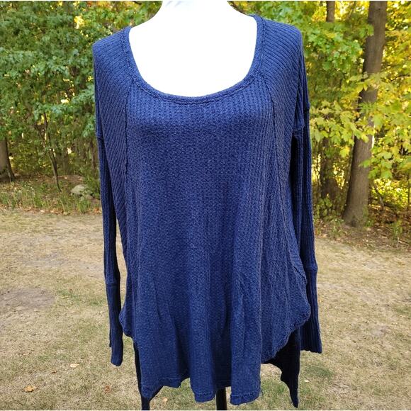 Free People Navy Waffle Thermal Boho Tunic with Fraying size Medium - Picture 1 of 16